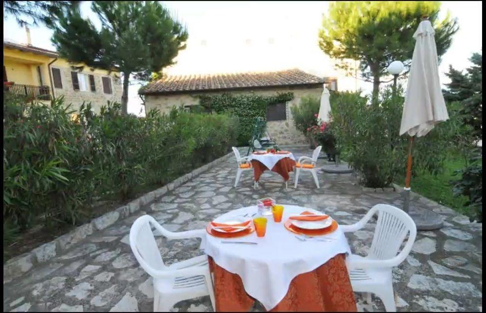Agriturismo La Ginestrella Civitella D'Arna Dış mekan fotoğraf