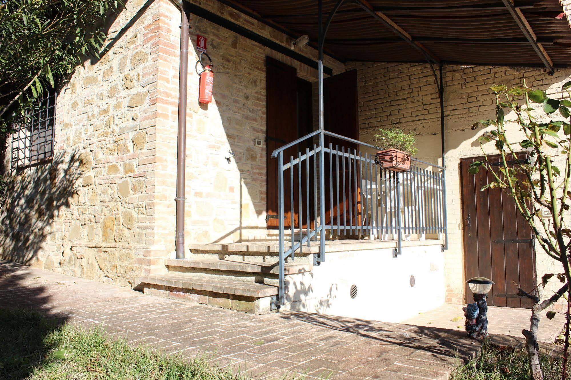 Agriturismo La Ginestrella Civitella D'Arna Dış mekan fotoğraf